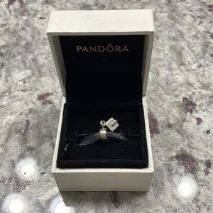Pandora graduation cap charm. Slightly tarnished.